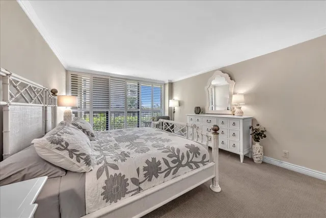 $1,500,000 | 3390 South Ocean Boulevard, Unit 201, Palm Beach, FL 33480