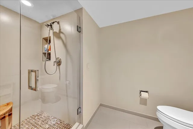 $1,500,000 | 3390 South Ocean Boulevard, Unit 201, Palm Beach, FL 33480