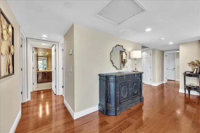 $1,500,000 | 3390 South Ocean Boulevard, Unit 201, Palm Beach, FL 33480