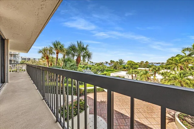 $1,500,000 | 3390 South Ocean Boulevard, Unit 201, Palm Beach, FL 33480