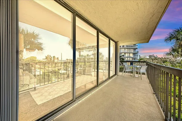 $1,500,000 | 3390 South Ocean Boulevard, Unit 201, Palm Beach, FL 33480