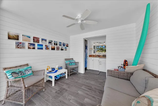 $1,500,000 | 3390 South Ocean Boulevard, Unit 201, Palm Beach, FL 33480