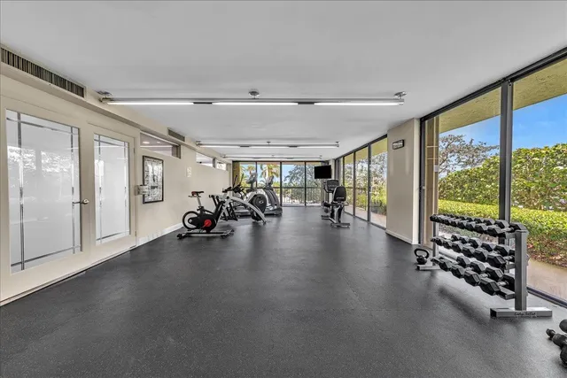 $1,500,000 | 3390 South Ocean Boulevard, Unit 201, Palm Beach, FL 33480