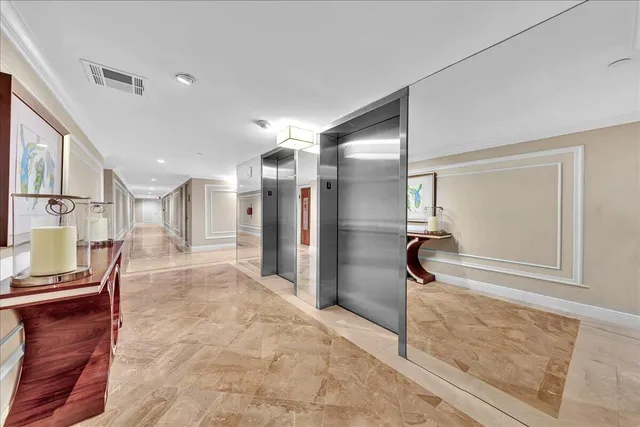 $1,500,000 | 3390 South Ocean Boulevard, Unit 201, Palm Beach, FL 33480