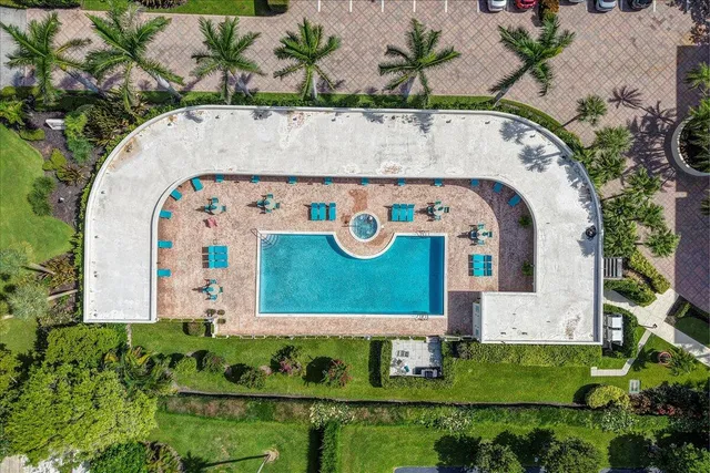 $1,500,000 | 3390 South Ocean Boulevard, Unit 201, Palm Beach, FL 33480