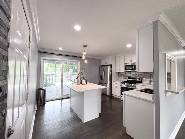611 Nelson Avenue Romeoville, IL 60446 - Photo 9 of 29