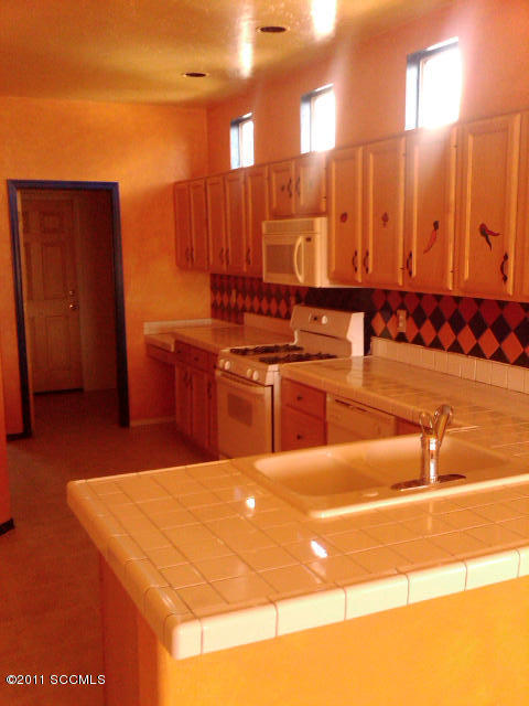1722 CaminoPacifico Rio Rico, AZ 85648 - Photo 5 of 6