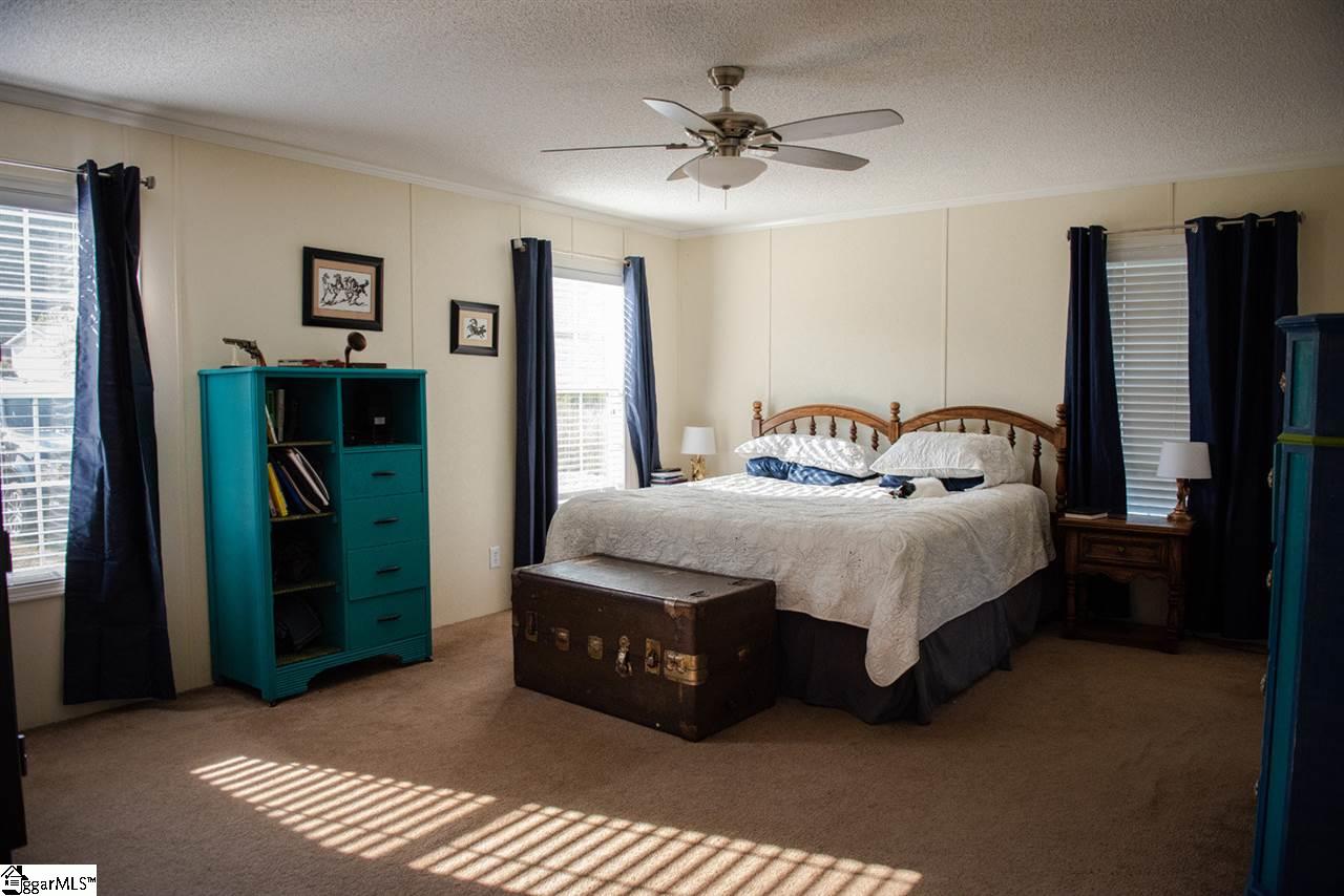 157 Lesley Road Pelzer, SC 29669 - Photo 13 of 23