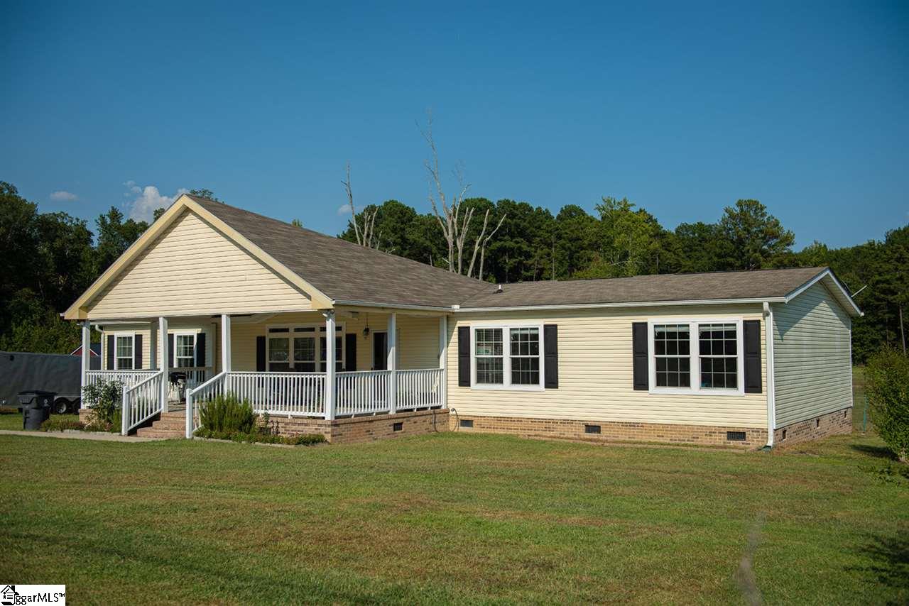157 Lesley Road Pelzer, SC 29669 - Photo 4 of 23
