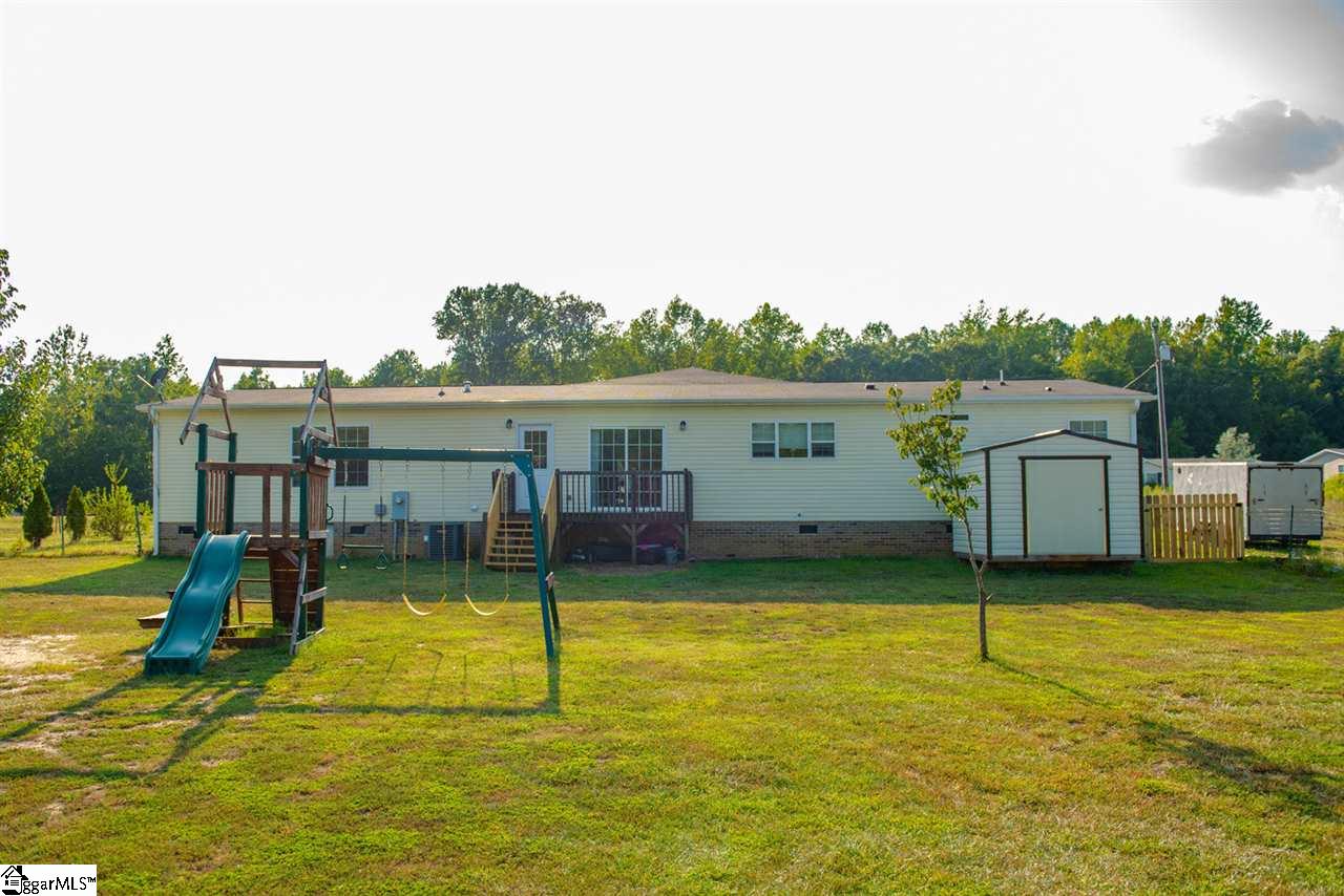 157 Lesley Road Pelzer, SC 29669 - Photo 6 of 23