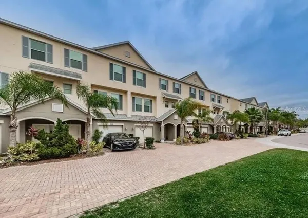 $2,500 | 810 Callista Cay Loop, Tarpon Springs, FL 34689