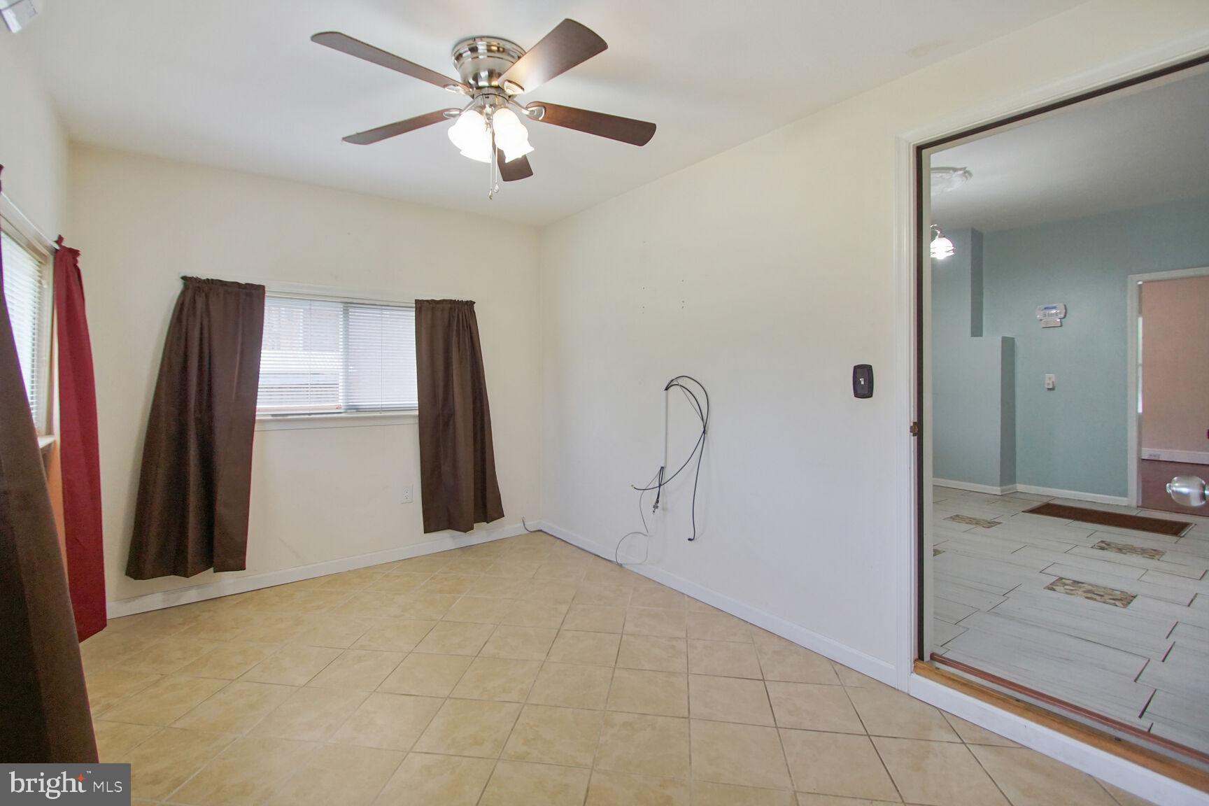 10112 Brandywine Road Clinton, MD 20735 - Photo 14 of 25 Sun Room