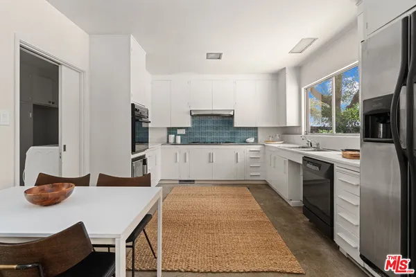 $1,725,000 | 1234 Woodland Drive, Santa Paula, CA 93060