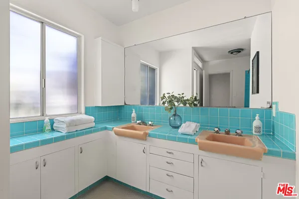 $1,725,000 | 1234 Woodland Drive, Santa Paula, CA 93060