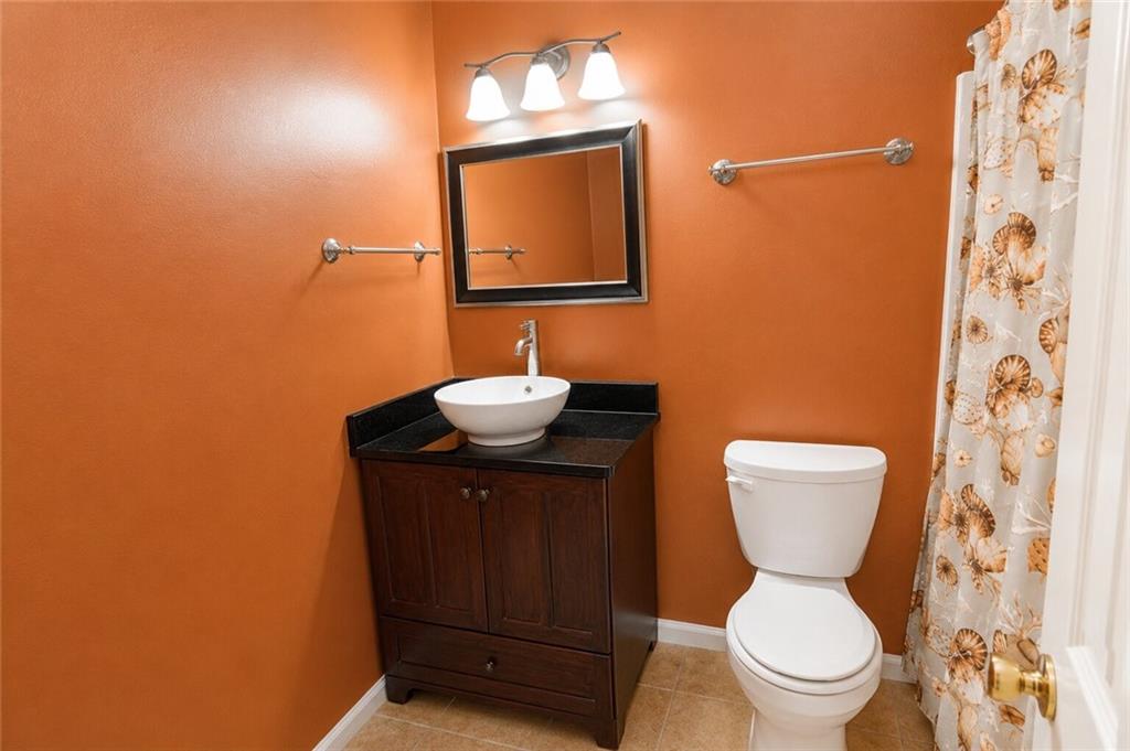 1464 Lakeview Road Grayson, GA 30017 - Photo 42 of 92