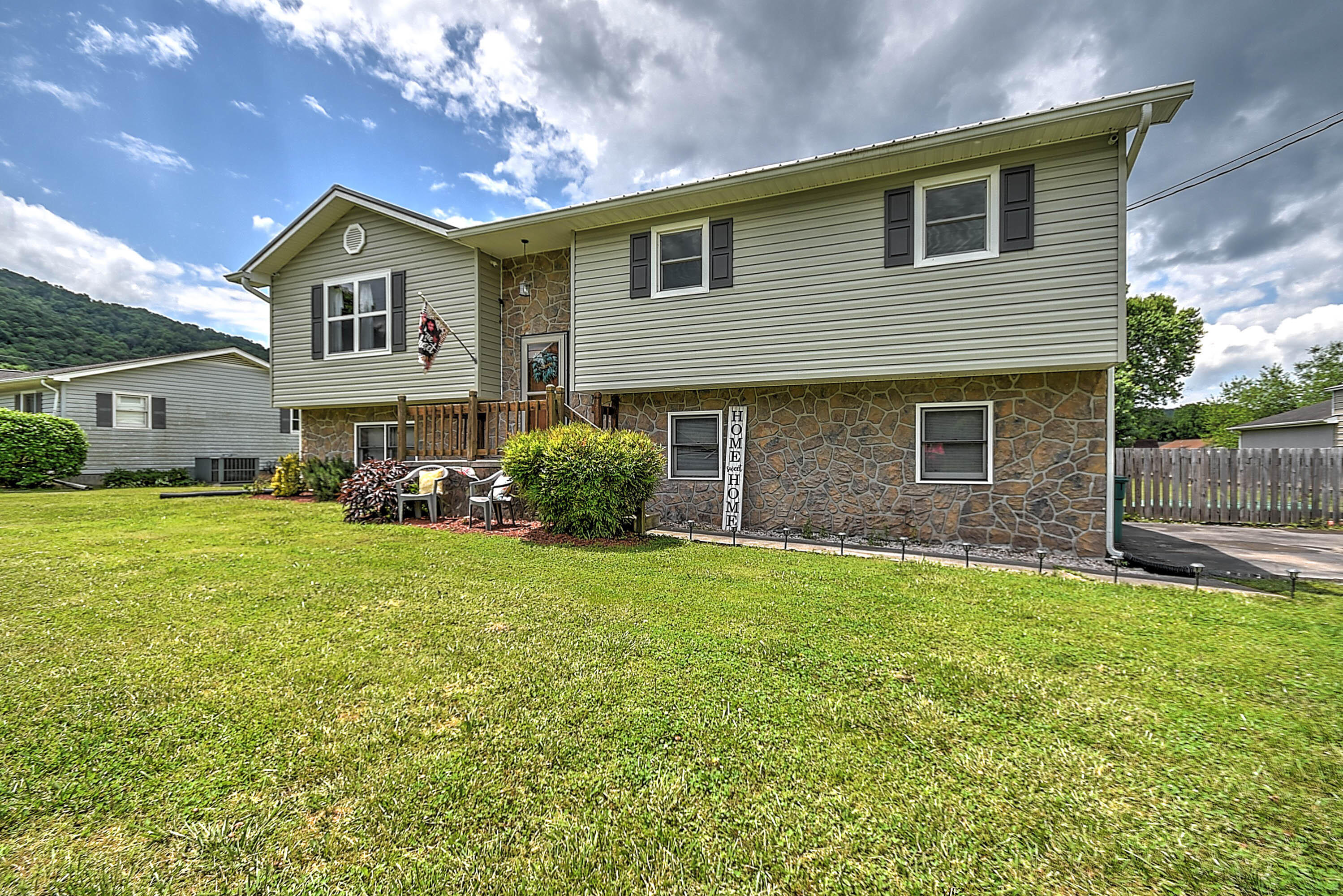 154 El Bowers Road Elizabethton, TN 37643 - Photo 23 of 57 El Bowers1