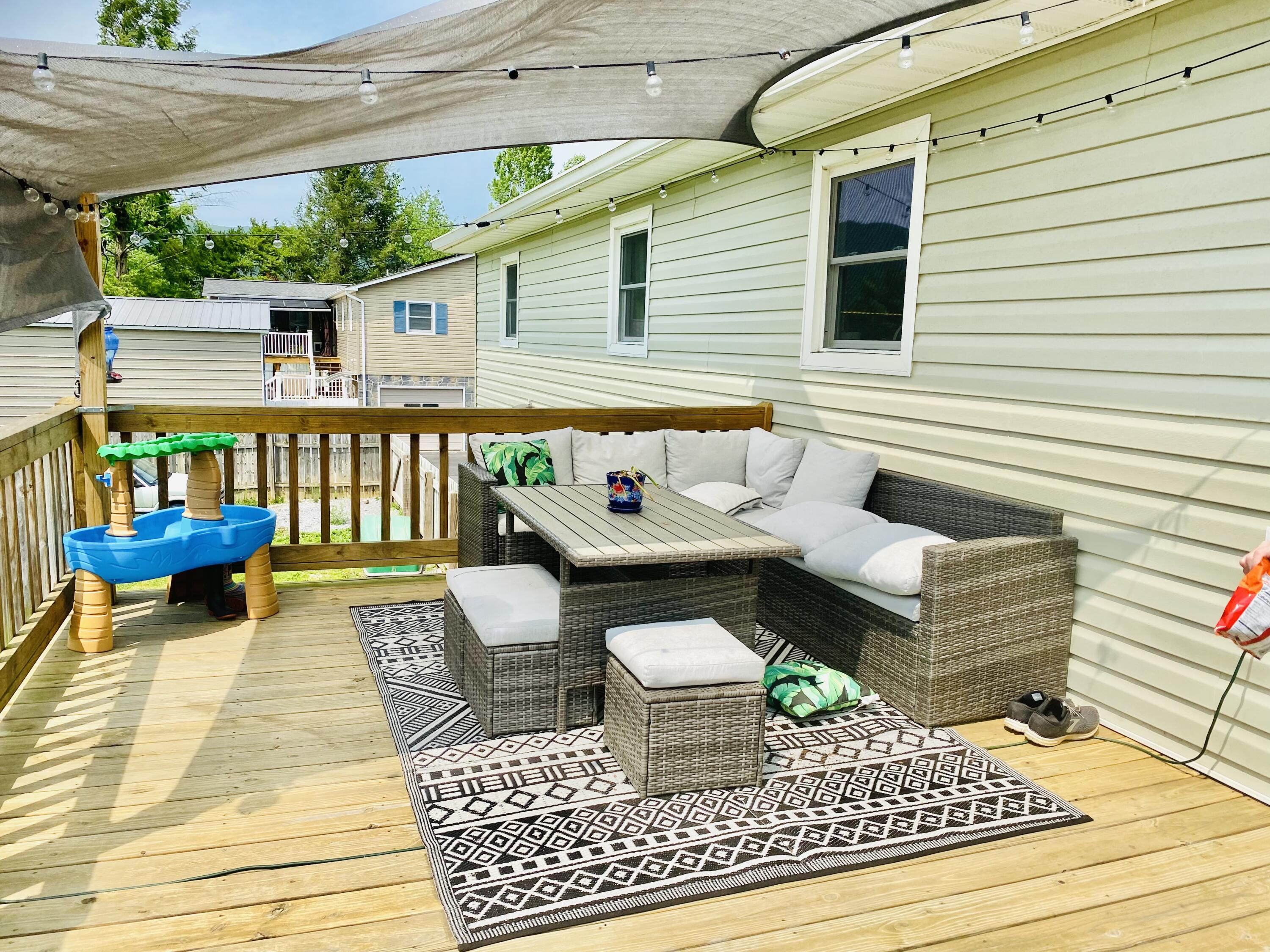 154 El Bowers Road Elizabethton, TN 37643 - Photo 4 of 57 0426FC2B-9512-421D-8CBF-FC3E6A9B42A2