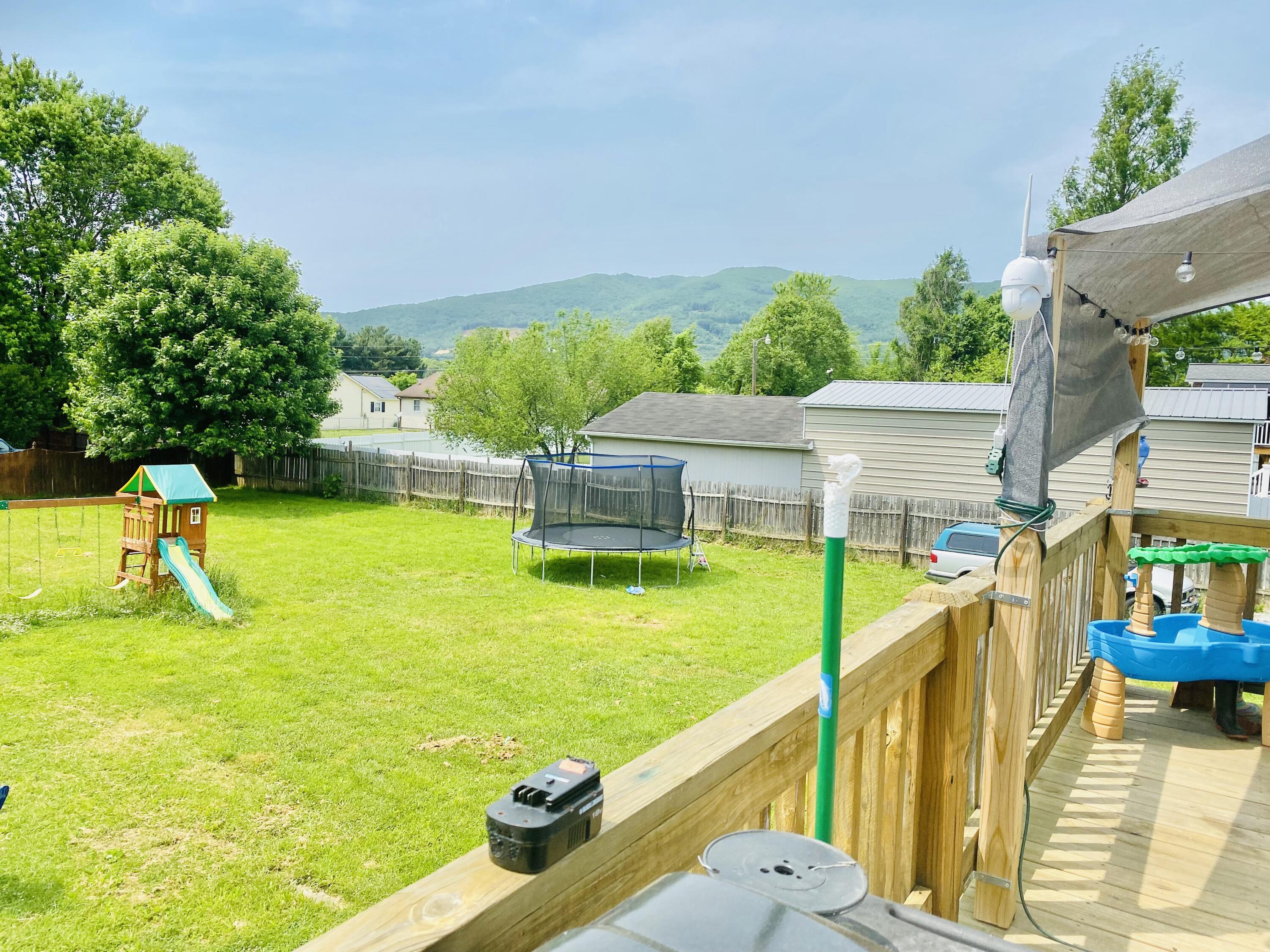 154 El Bowers Road Elizabethton, TN 37643 - Photo 5 of 57 0604020B-F741-4685-B7EF-954F5CF35446