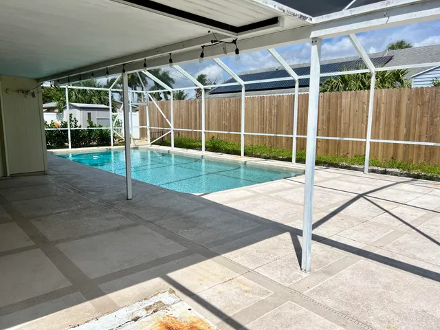 $549,900 | 3119 Caribb Way, Lake Worth, FL 33462