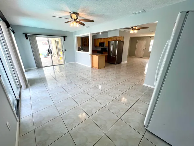 $549,900 | 3119 Caribb Way, Lake Worth, FL 33462