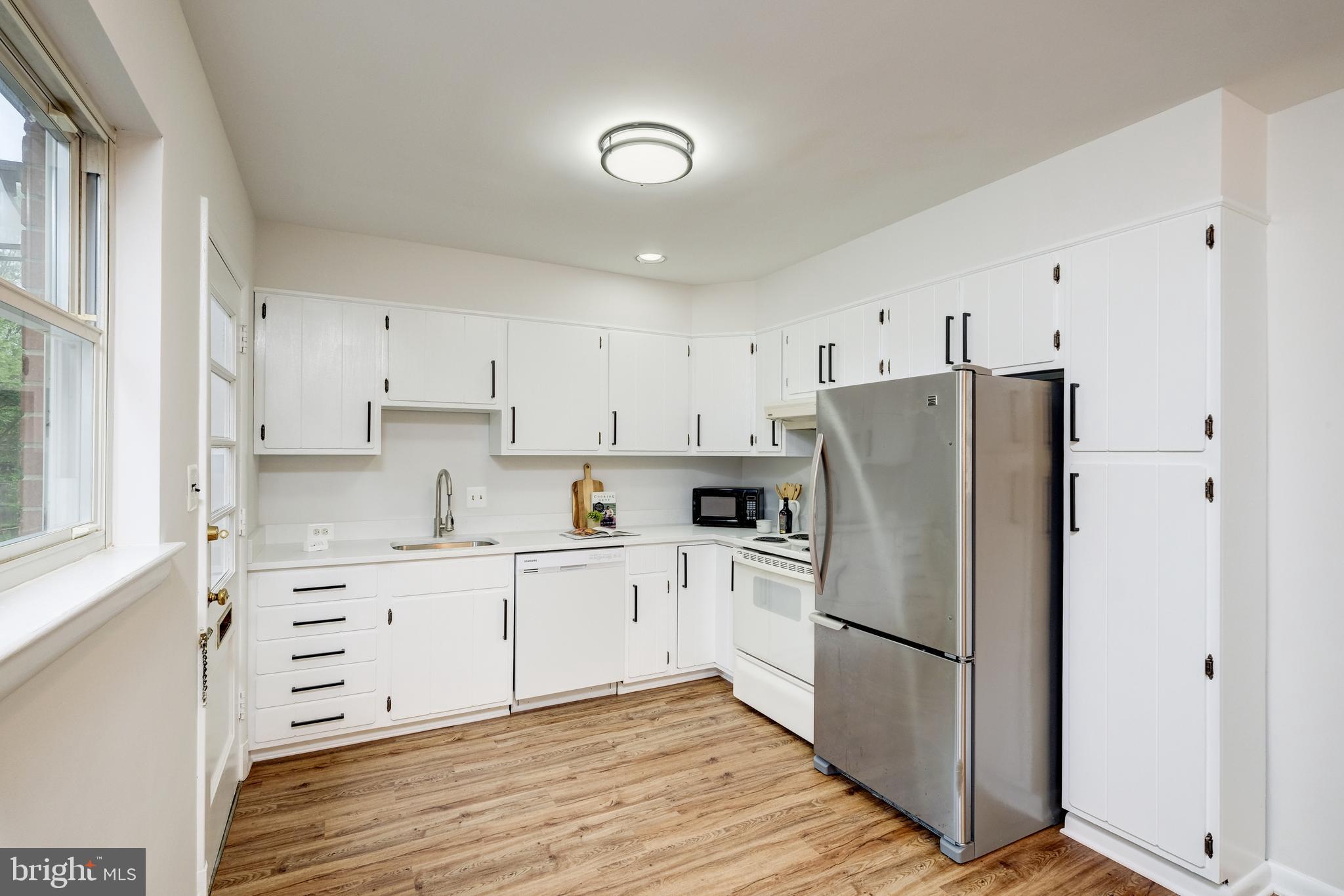 2522 North Glebe Road Arlington, VA 22207 - Photo 11 of 38 Gallery Image 11