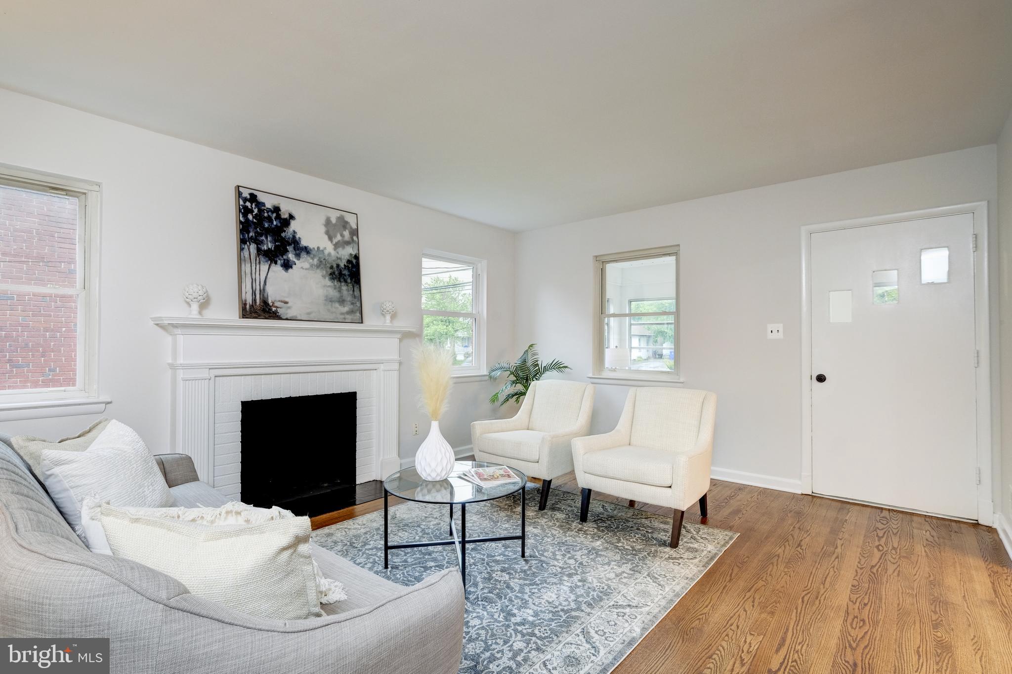 2522 North Glebe Road Arlington, VA 22207 - Photo 7 of 38 Gallery Image 7
