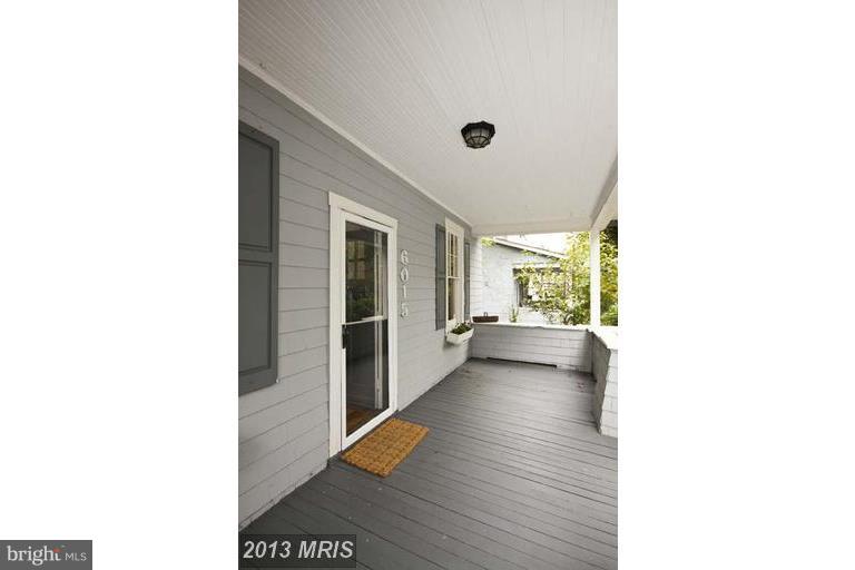 6015 Pinehurst Road Baltimore, MD 21212 - Photo 3 of 25 Exterior (Front)