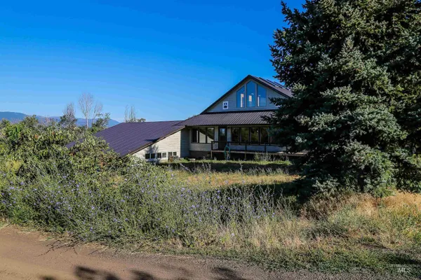 $715,000 | 2060 Missman Road, Council, ID 83612