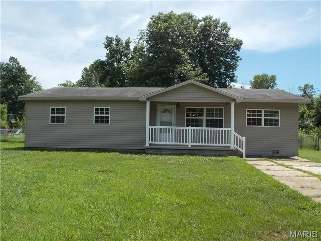 $134,900 | 42 County Road 5651, Poplar Bluff, MO 63901