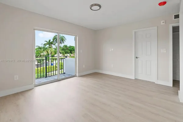 $2,375 | 1101 Northeast 80th Street, Unit 201, Miami, FL 33138