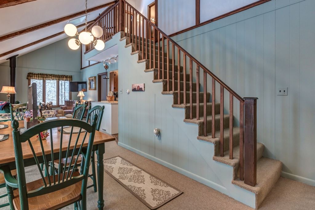 106 Fernwood Road Stoddard, NH 03464 - Photo 4 of 40