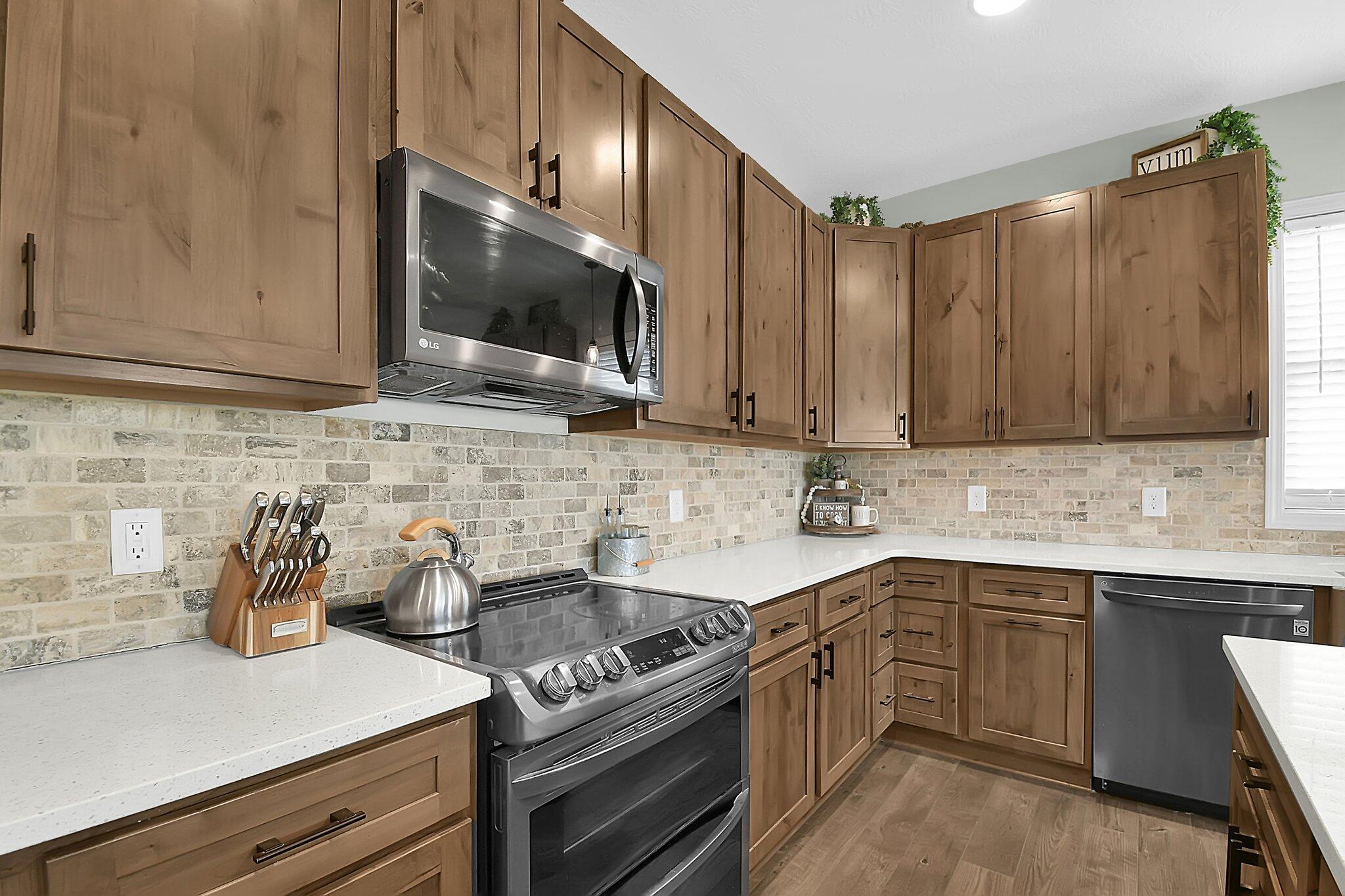 8833 Hayesville Road Kingston, OH 45644 - Photo 10 of 25 B57A762D-ED8F-4C23-BC34-9848CFB7880F