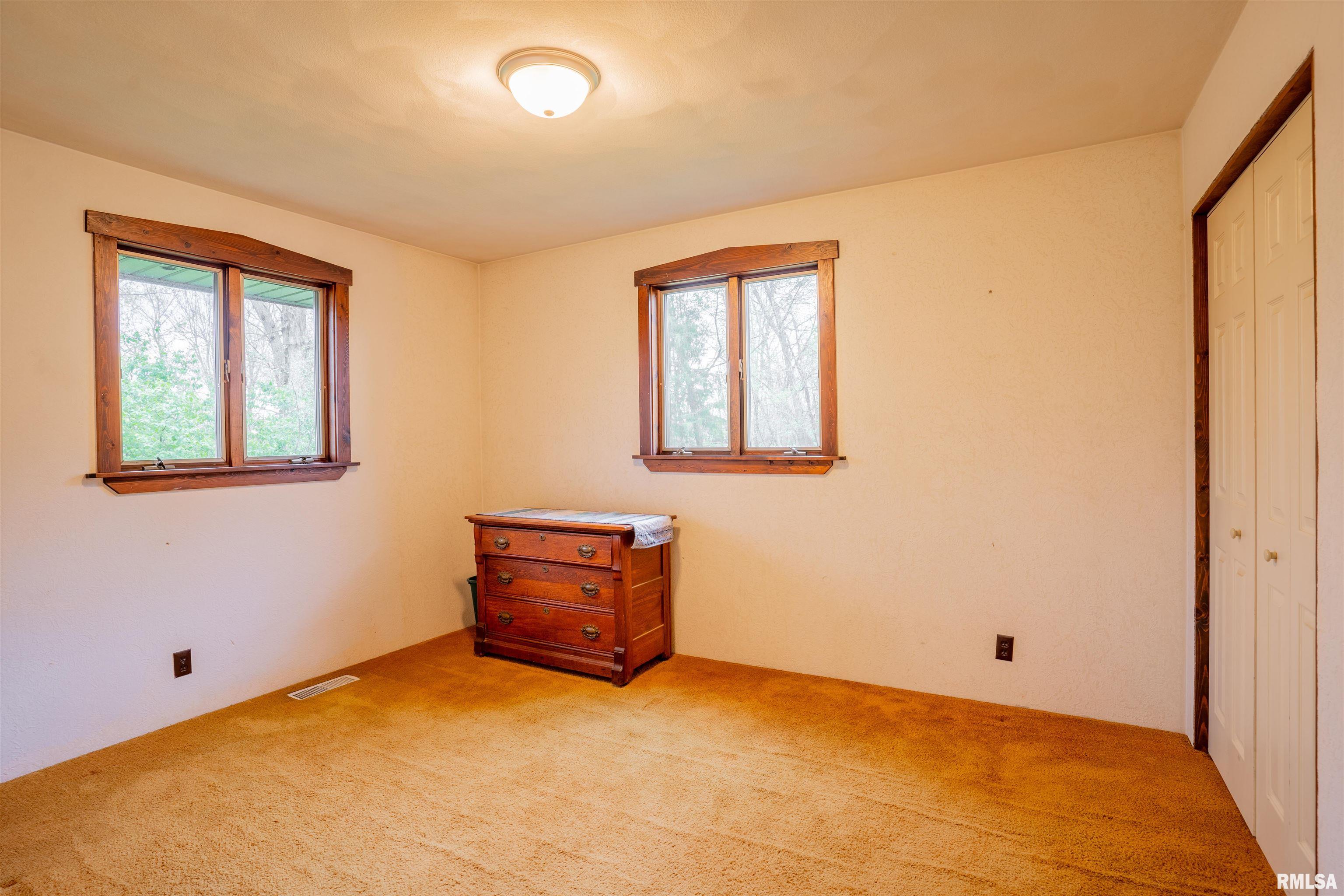 802 Partridge Point Road Metamora, IL 61548 - Photo 21 of 37 Gallery Image 21