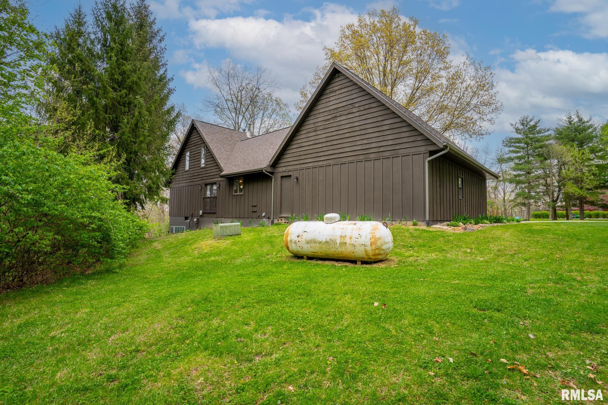 802 Partridge Point Road Metamora, IL 61548 - Photo 35 of 37 Gallery Image 35