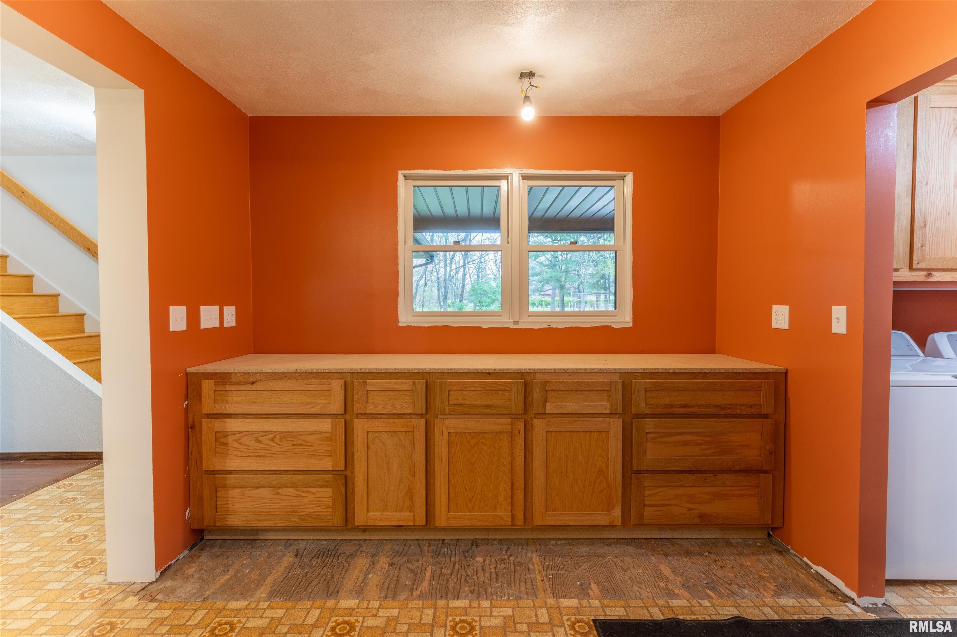 802 Partridge Point Road Metamora, IL 61548 - Photo 7 of 37 Gallery Image 7