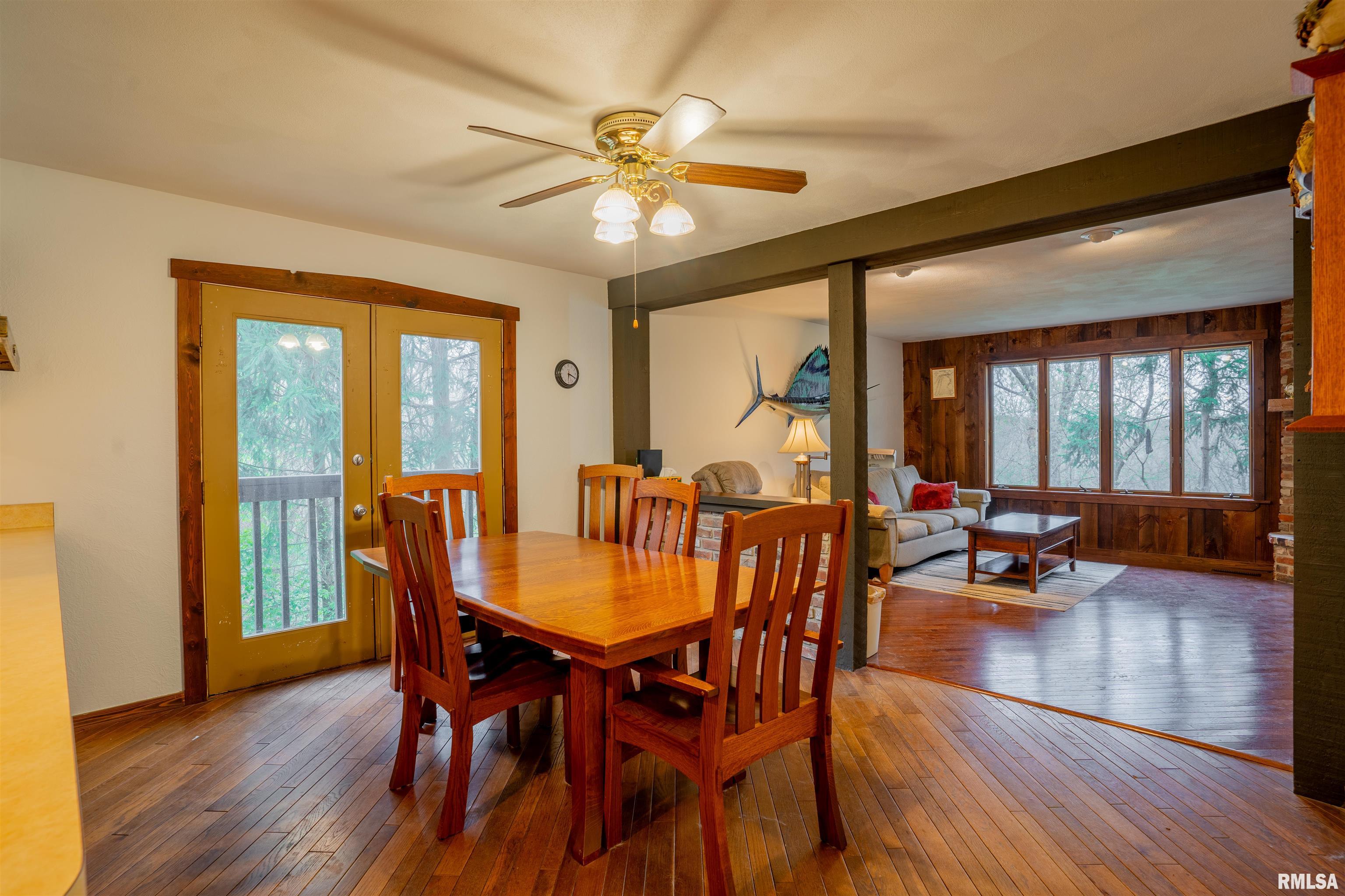802 Partridge Point Road Metamora, IL 61548 - Photo 9 of 37 Gallery Image 9