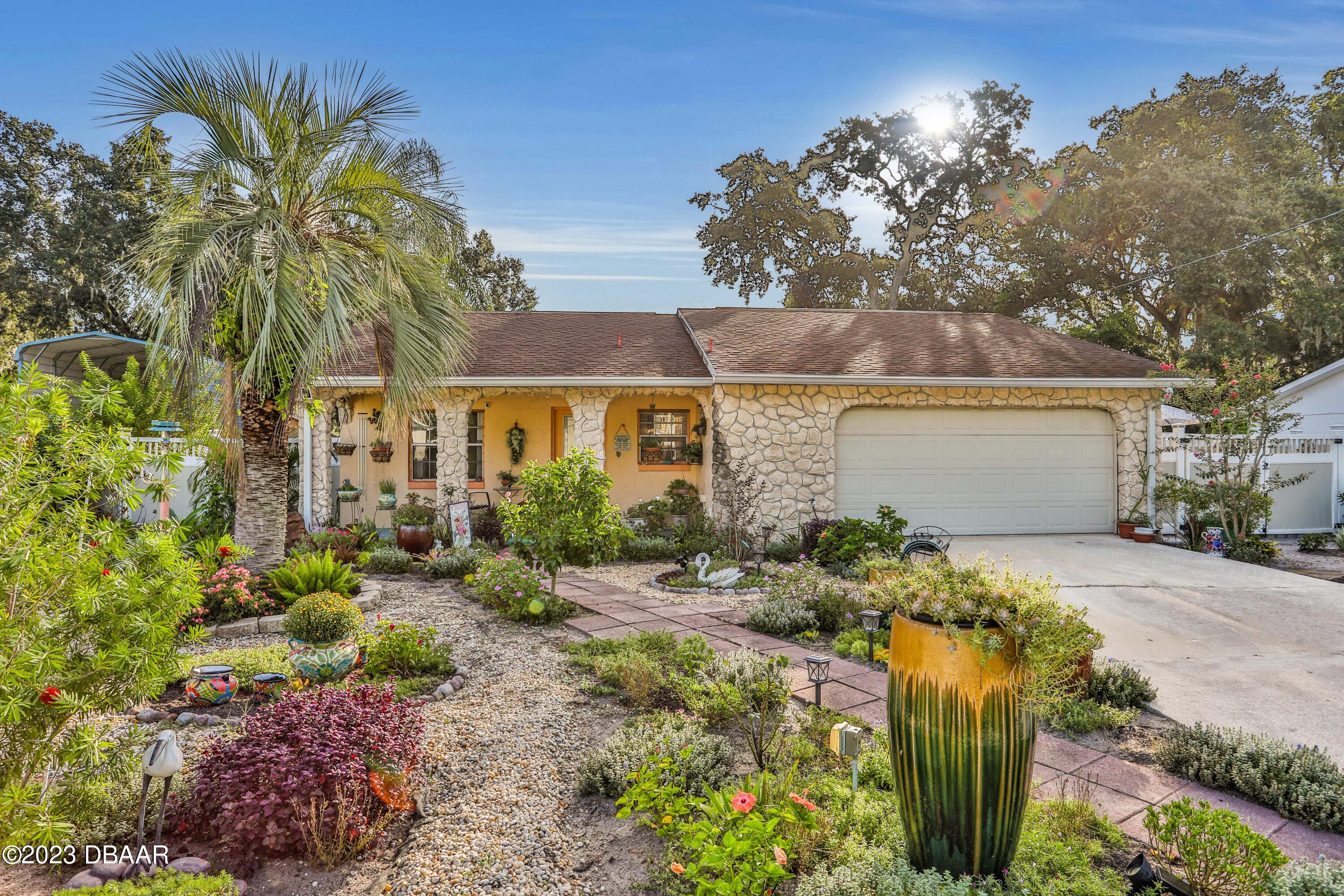 112 Luna Circle Ormond Beach, FL 32174 - Photo 2 of 49 7O0A7328