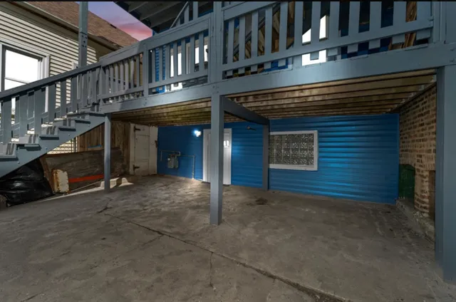 a view of an entrance of the building