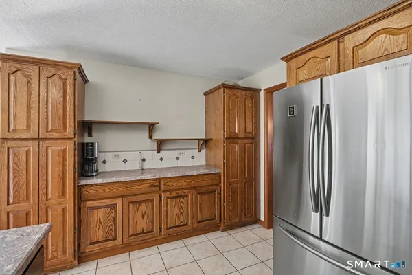 $550,000 | 13 Fitzmaurice Circle, Windsor, CT 06095