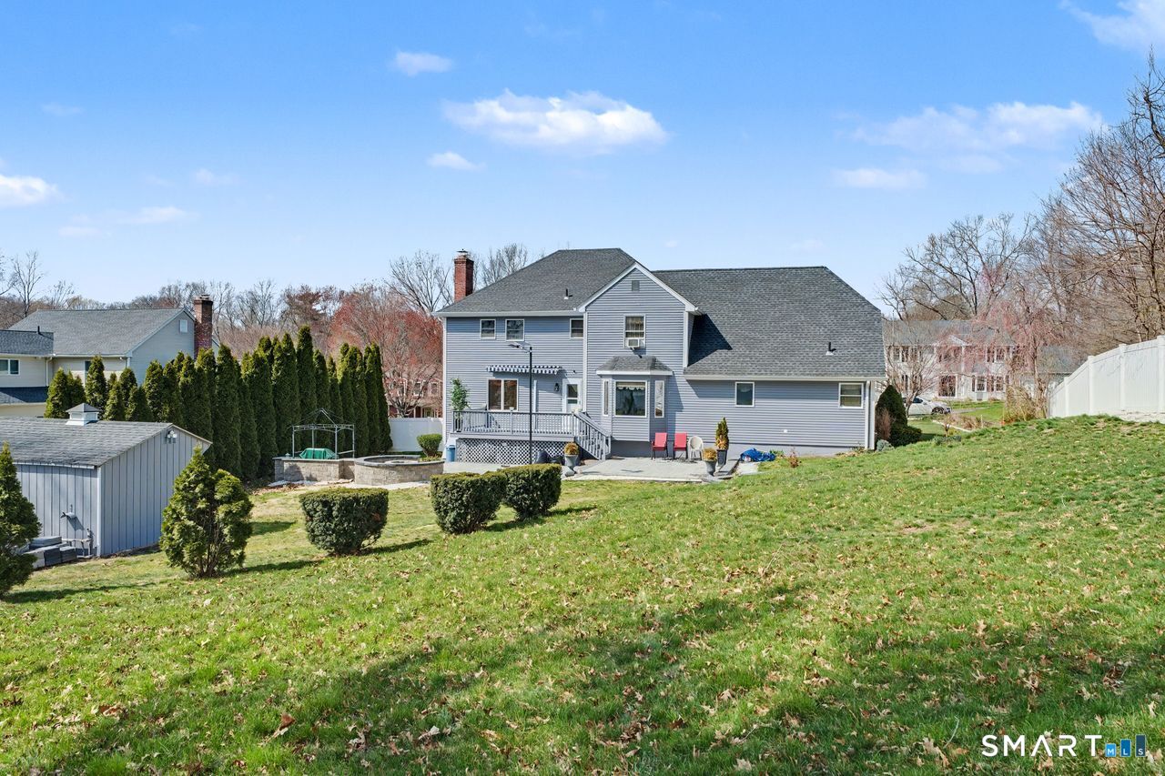 13 Fitzmaurice Circle Windsor, CT 06095 - Photo 3 of 40
