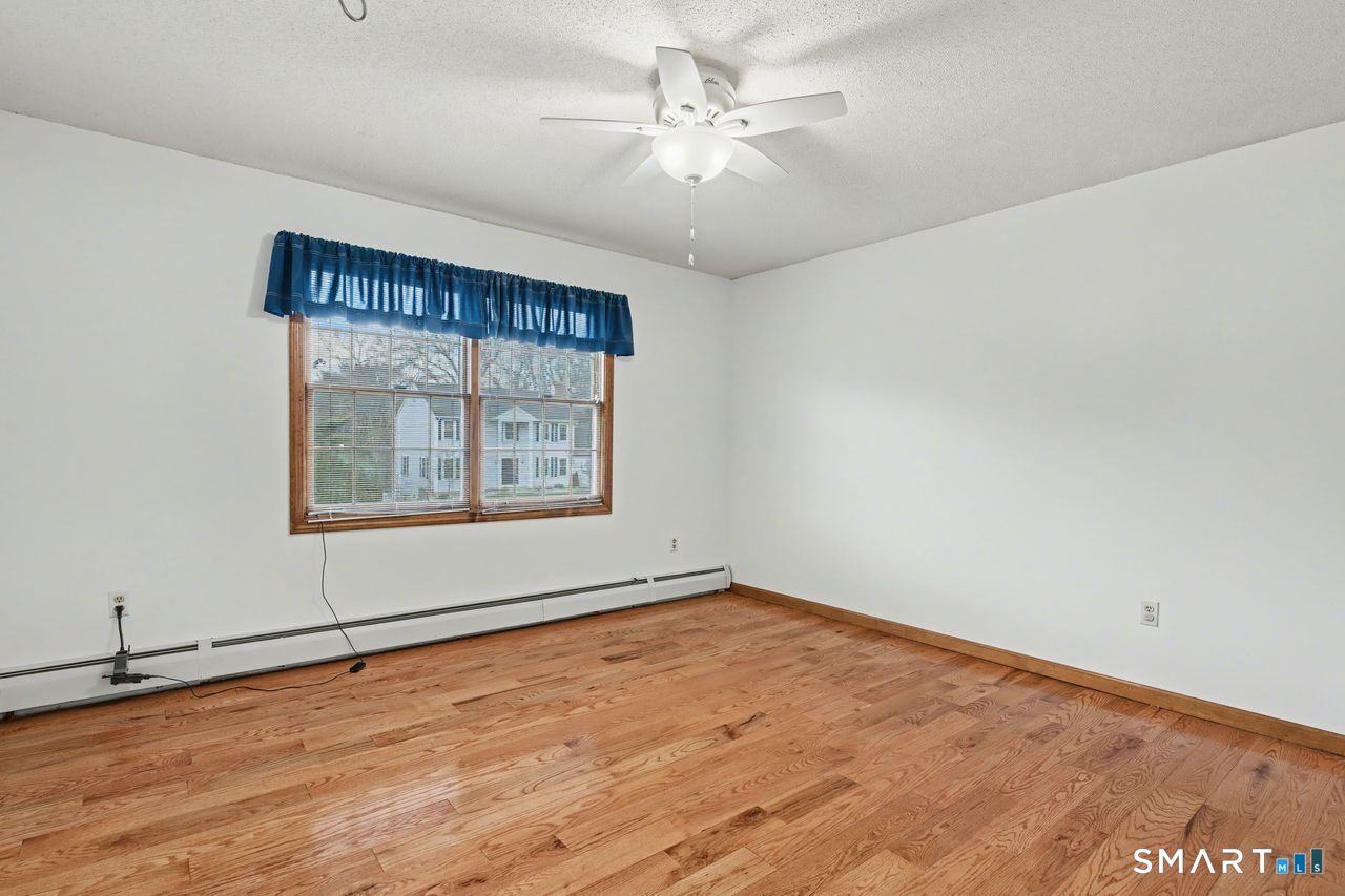 13 Fitzmaurice Circle Windsor, CT 06095 - Photo 35 of 40
