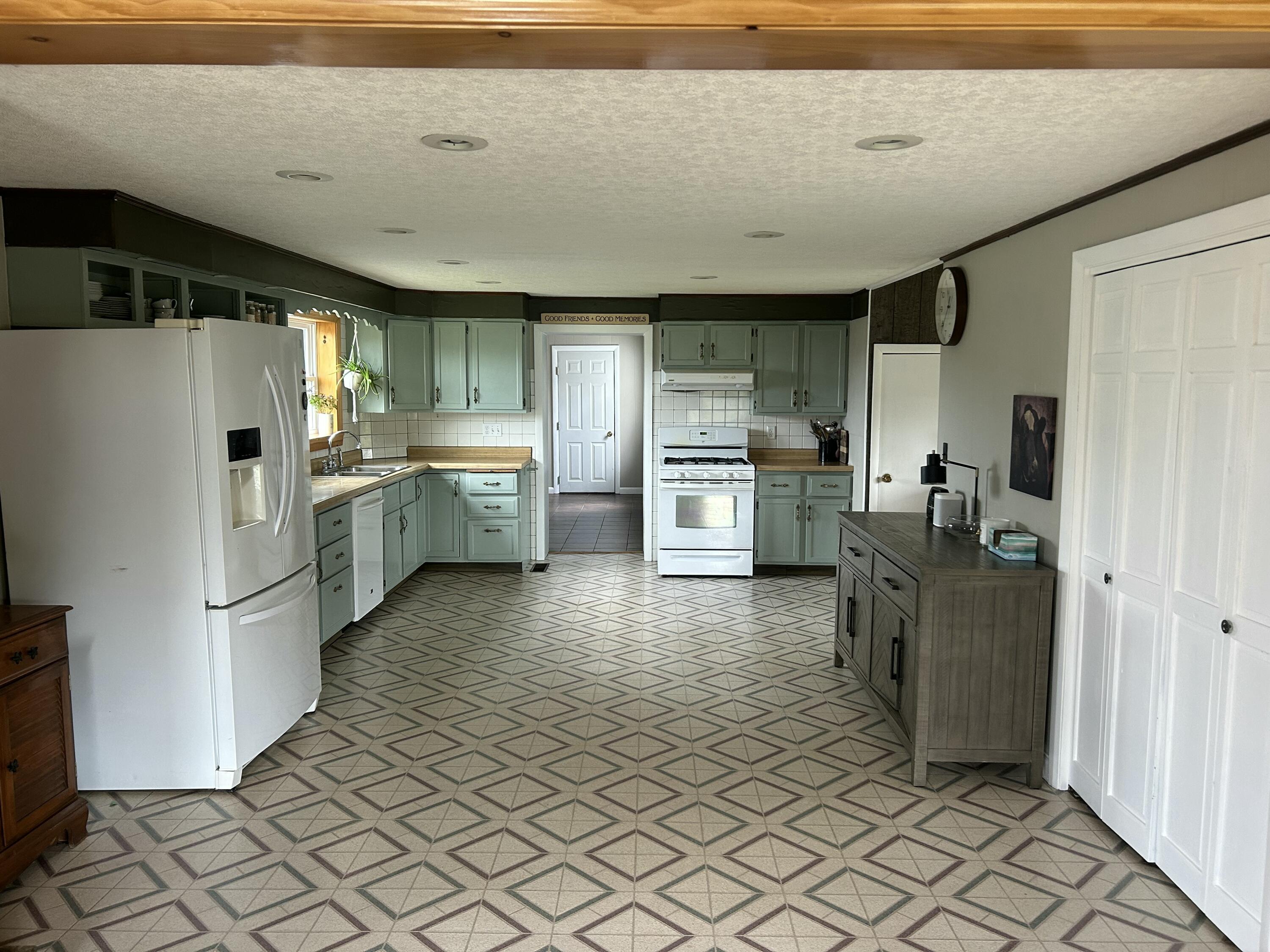56 South Road Oakfield, ME 04763 - Photo 40 of 55 Entry5.
