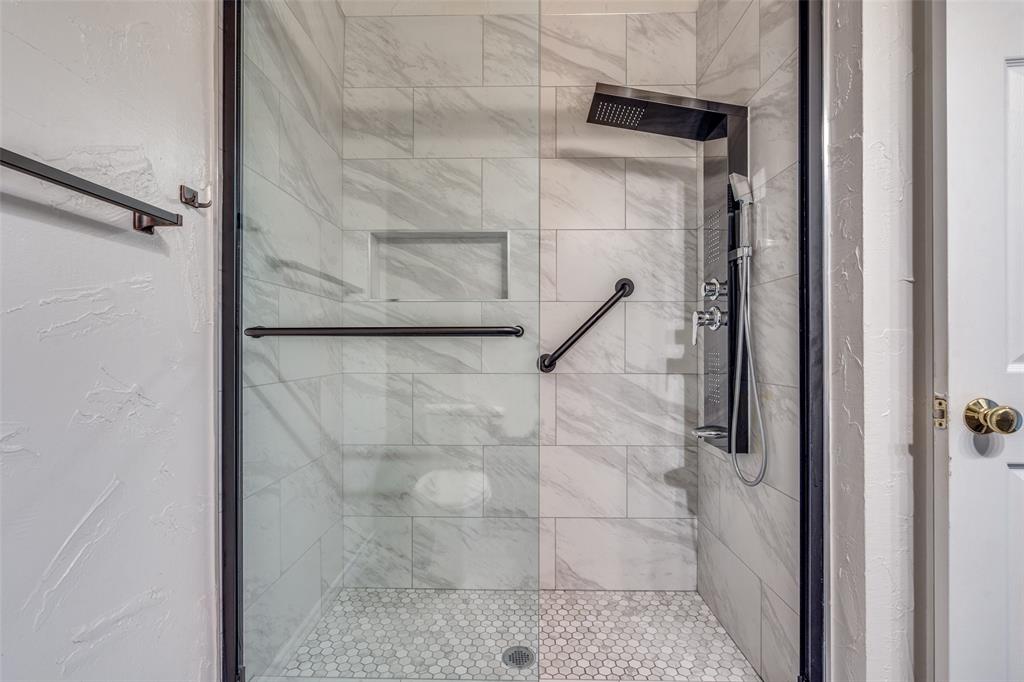 3421 Neiman Road Plano, TX 75025 - Photo 22 of 40 Full bathroom with a shower stall