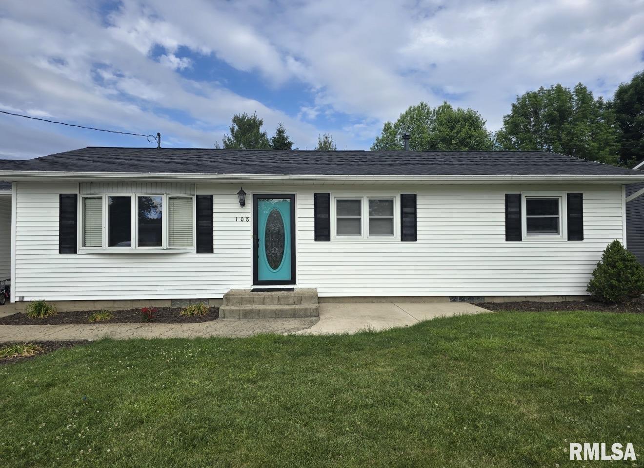 108 North 3rd Street Roanoke, IL 61561 - Photo 1 of 48