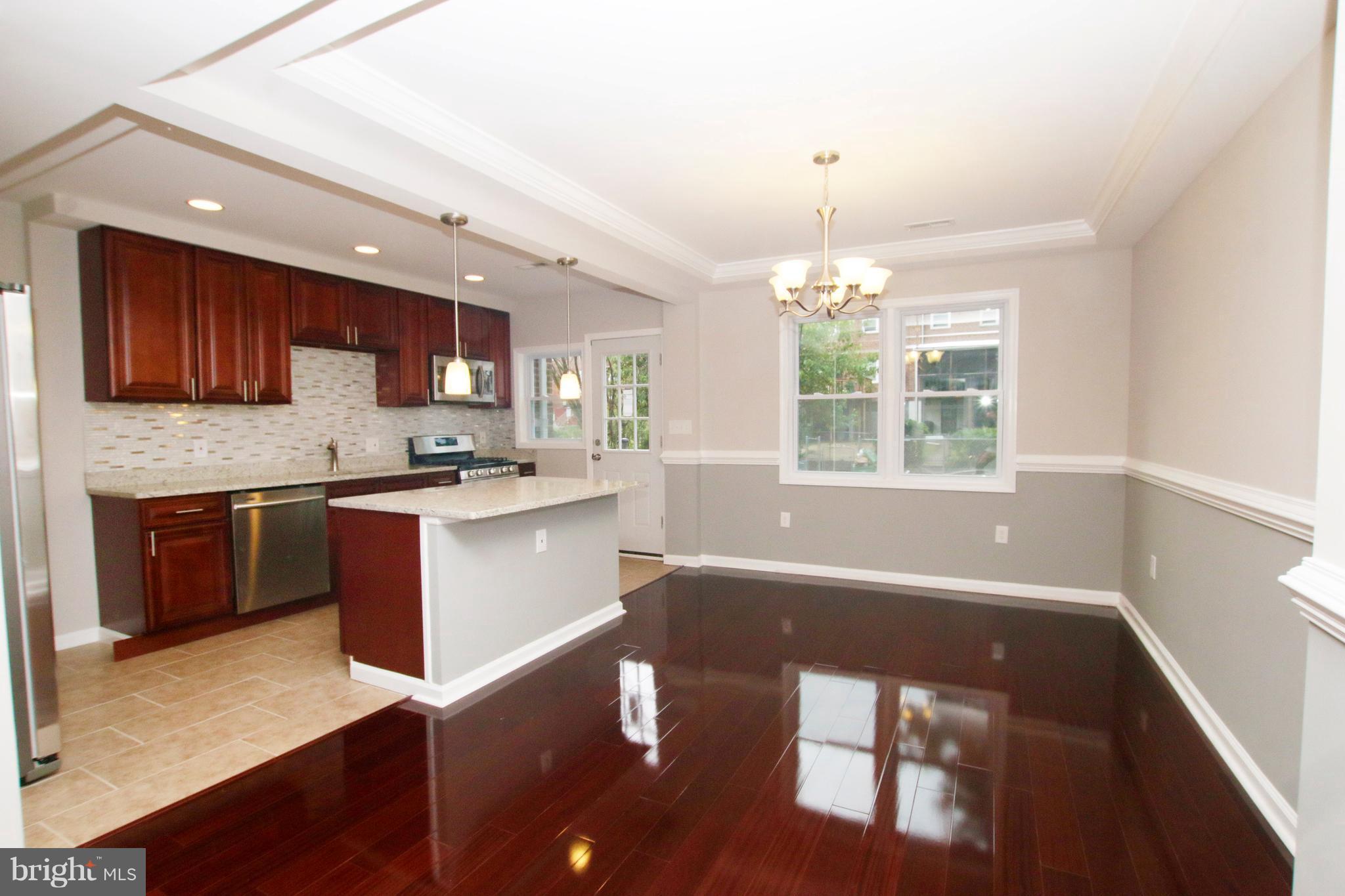 1220 Ramblewood Road Baltimore, MD 21239 - Photo 4 of 30 Dining Room