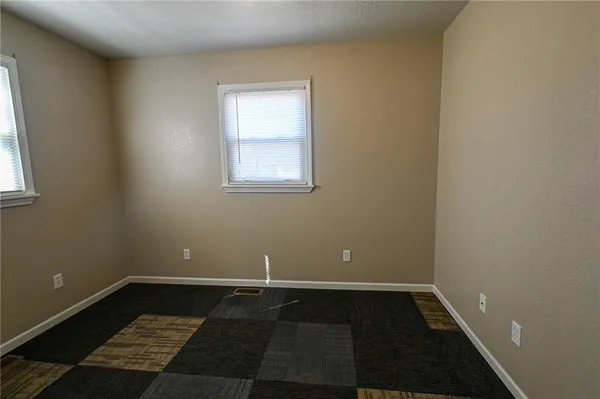 $147,900 | 140 Magoon Street, Osceola, MO 64776