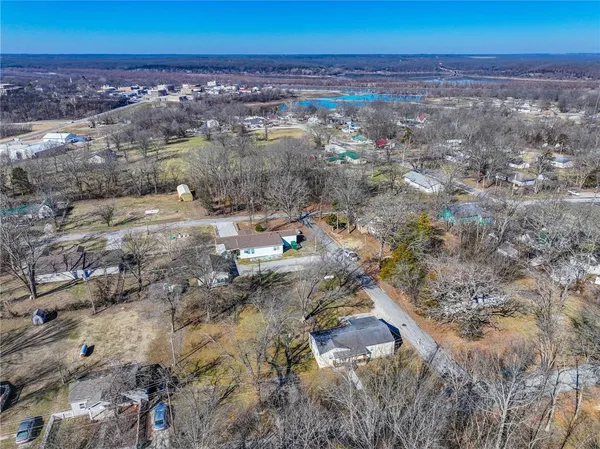 $147,900 | 140 Magoon Street, Osceola, MO 64776