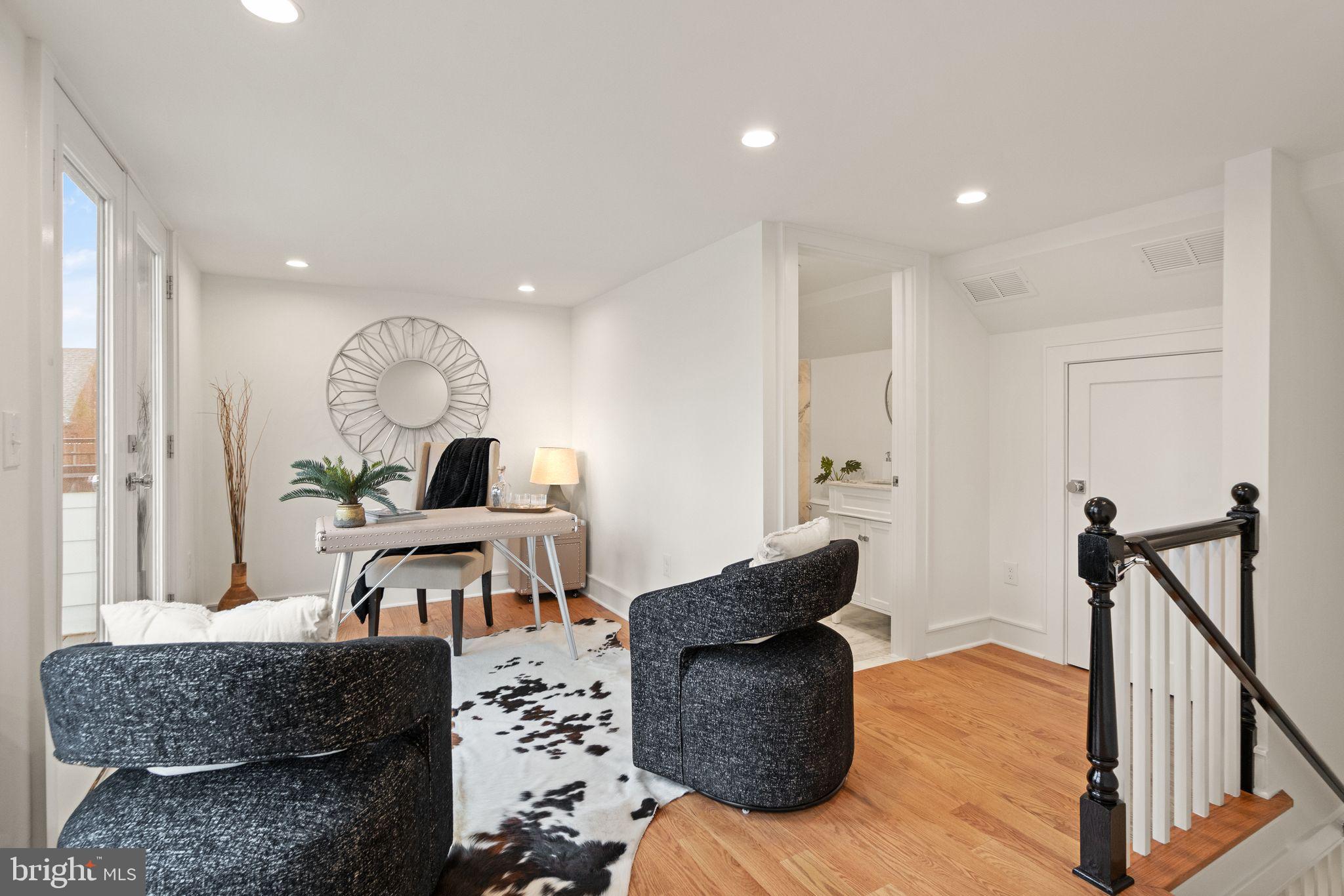 4611 Yuma Street Northwest Washington, DC 20016 - Photo 17 of 32 3rd level bonus living space makes a great office