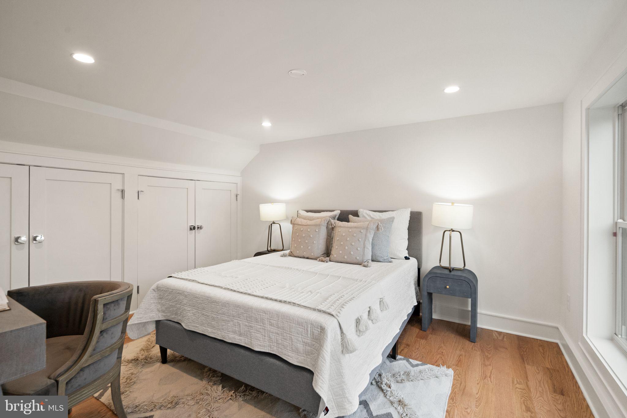4611 Yuma Street Northwest Washington, DC 20016 - Photo 20 of 32 5th bedroom