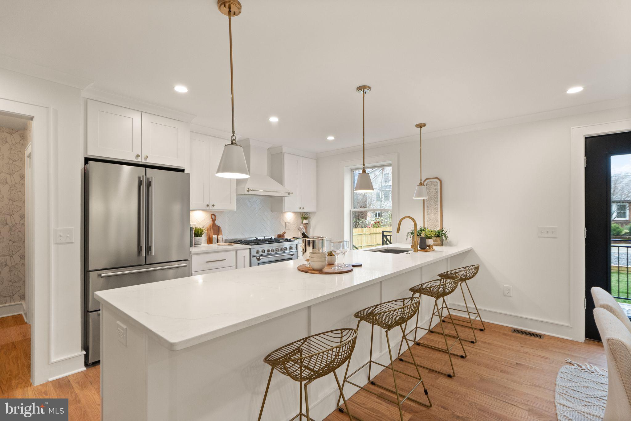 4611 Yuma Street Northwest Washington, DC 20016 - Photo 4 of 32 Every home chef will LOVE this kitchen and...